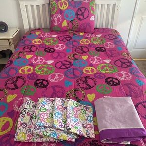 7 Piece Comforter Set - Full/Dbl